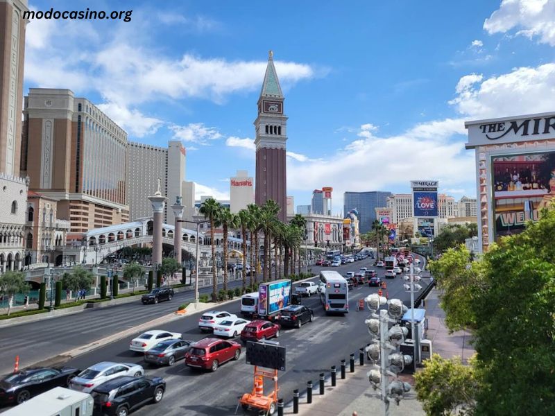 Free Parking on the Strip